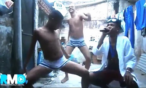Favela Boys dancing Funk