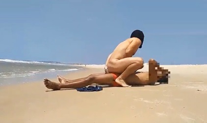 Straight Guy Fucks Mature Gay Man for Money – Public Beach Sex