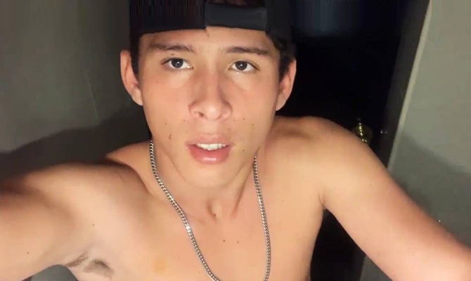 My younger brother caught me in the shower, we did something that shouldn’t have happened – GAY PORN