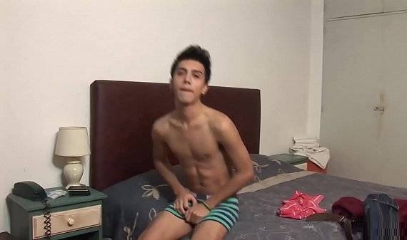 Amateur Twink giving his Ass for the First Time – Casting Latin Twink Carlos XVIDEOS